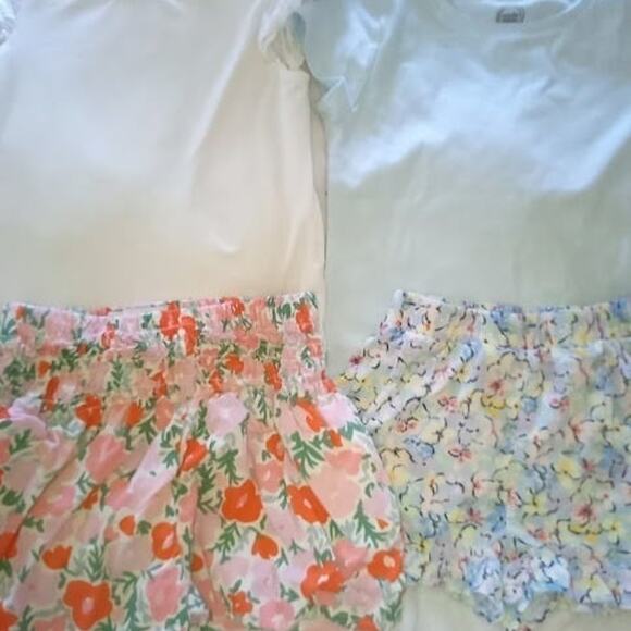 free assembly children's 4t floral short sets trendy and gently worn - Picture 2 of 4